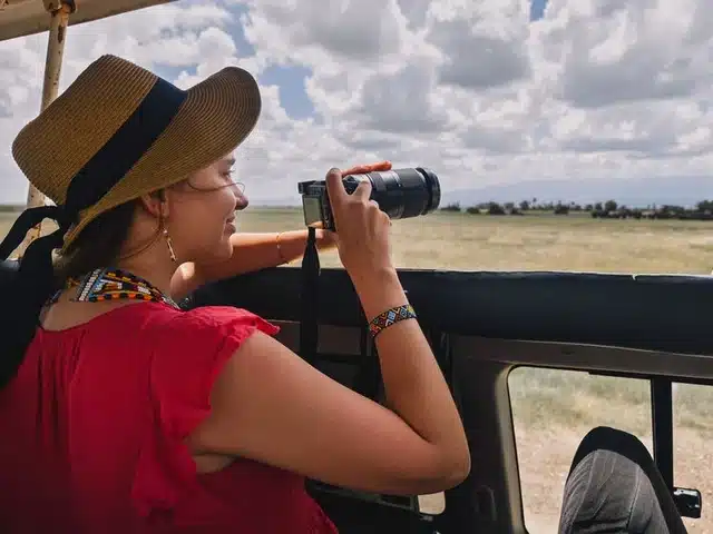 Traversée d'un parc animalier en véhicule 4x4 en Tanzanie continentale